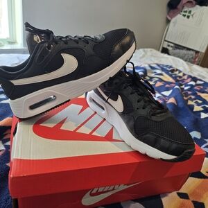 Nike Air Max SC Womens 8 Shoes Black White CW4554-001 Athletic Sneaker